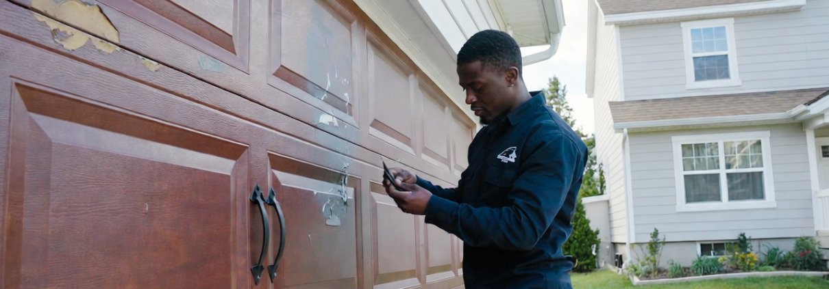 Need garage door repair in Taylor